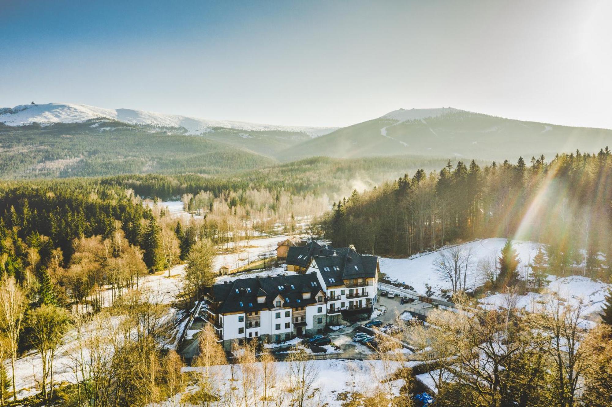 Aparthotel Cristal Resort Szklarska Poreba By Zdrojowa Szklarska Poręba Exterior foto